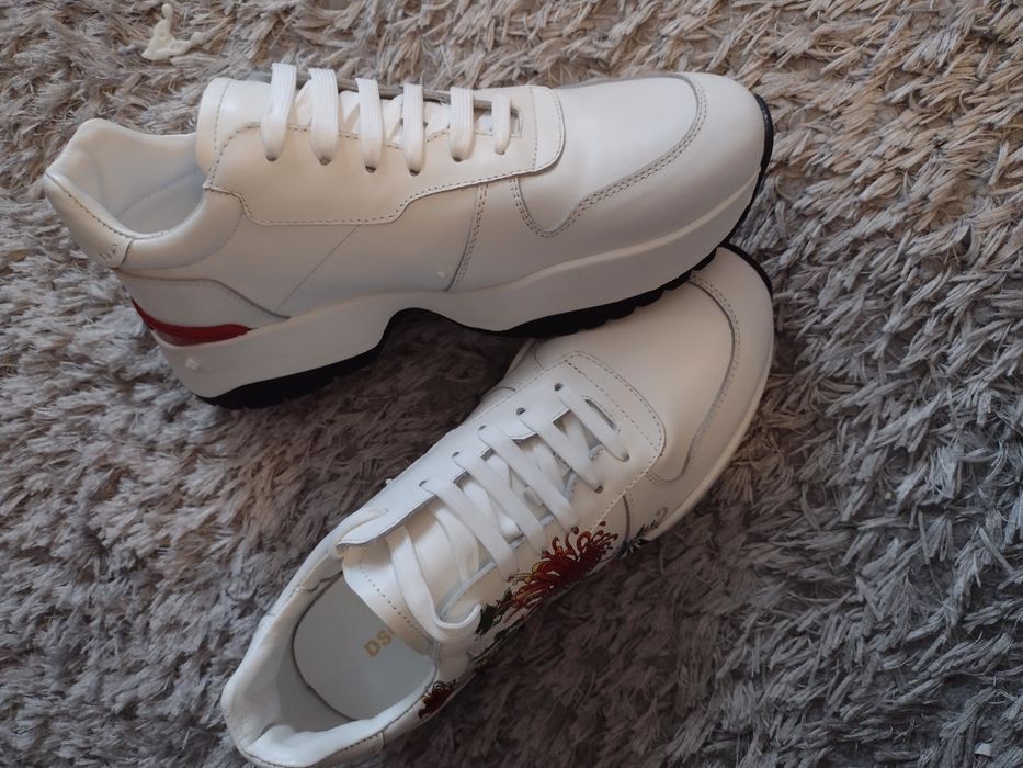 Оригинални ,Нови ,дамски маратонки Dsquared2 40/41 размер
