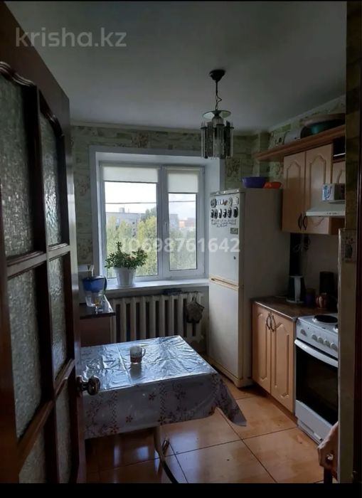 Продам 4 комн улучшенную