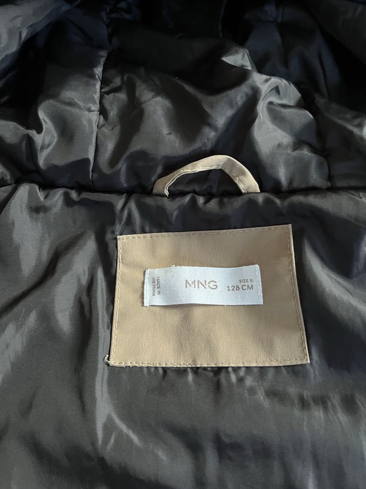 Яке Mango тип парка