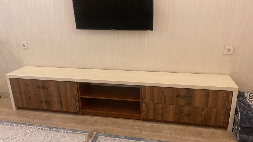 Тумба под телевизор