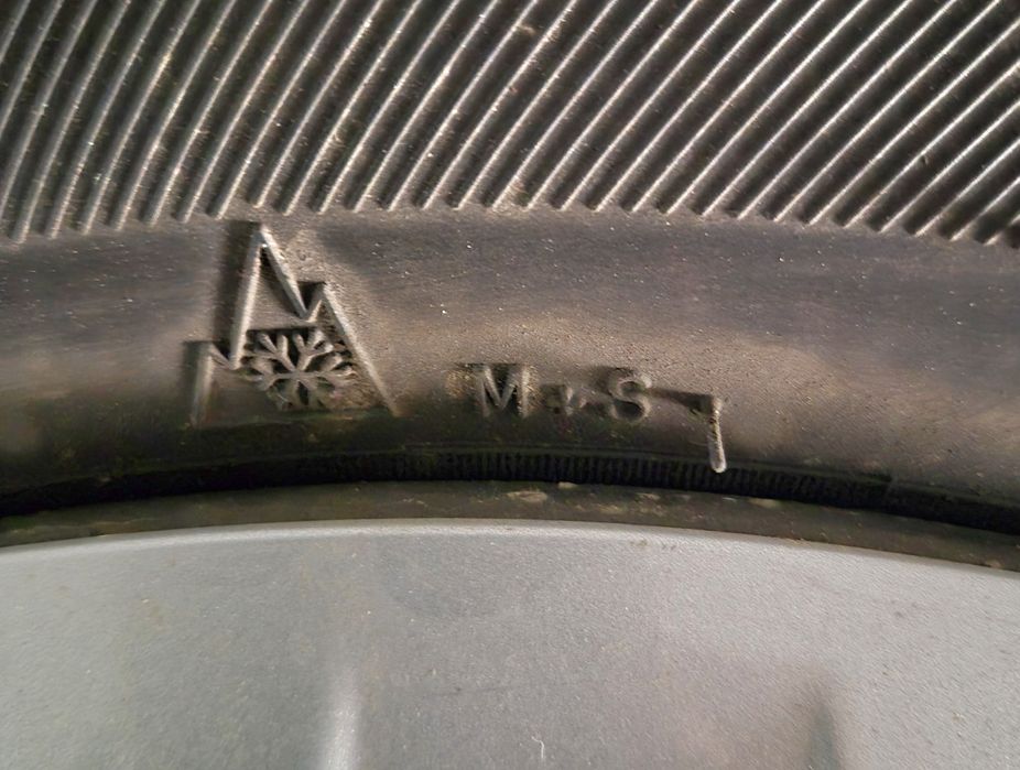 Jante aliaj Opel 16 inch cu cauciucuri Michelin iarnă  205-55-16