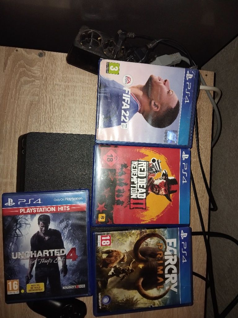 Playstation 4 slim 1tb