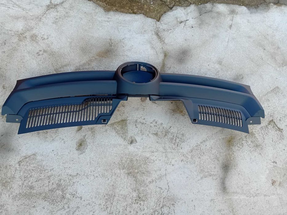 Решетка VW Голф 5