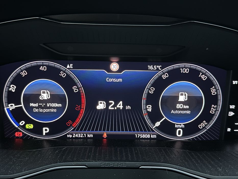 Skoda Superb 1.5 TSI DSG 7 - an fabricatie 2020 pachet Ambition plus
