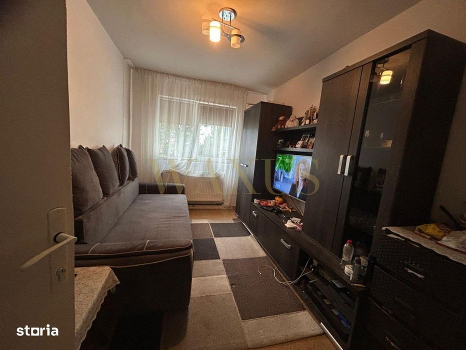 Apartament de vanzare 2 camere decomandate, 42 mp, Manastur, Cluj-Napo