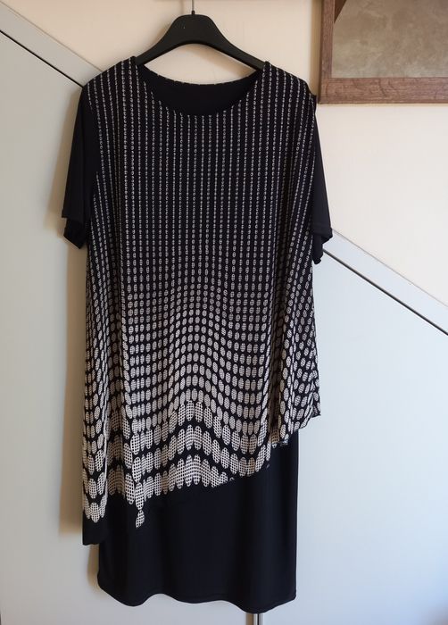 Rochie neagră elegantă