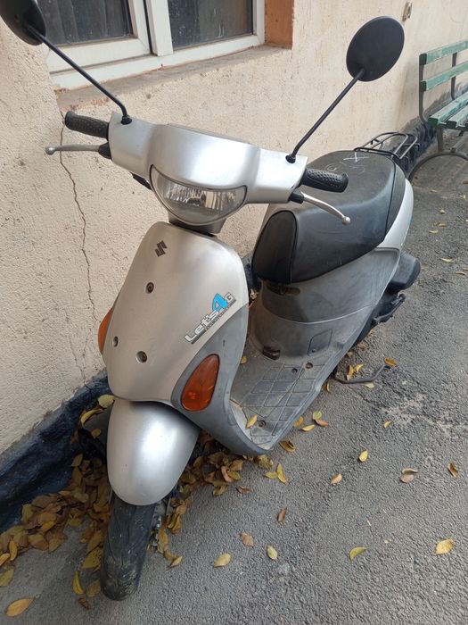 Мопед скутер Suzuki Lets4g