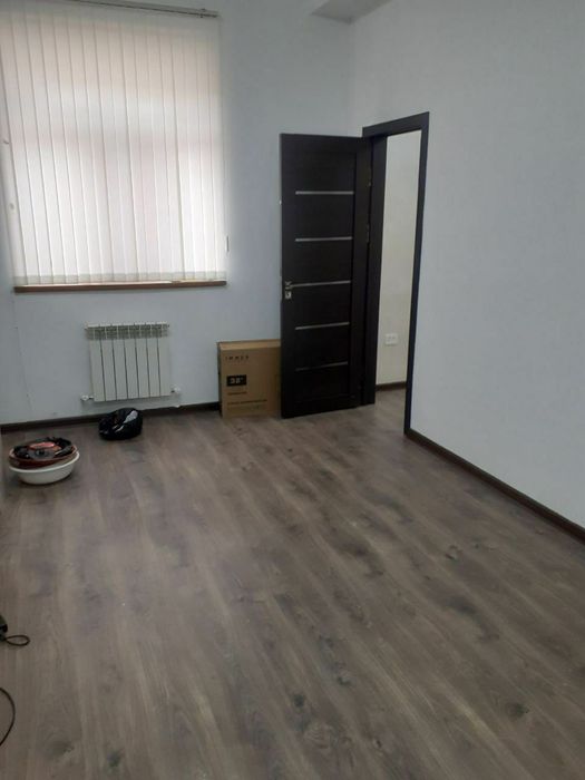 Недорогие Офисы различной площади на парке Бобура