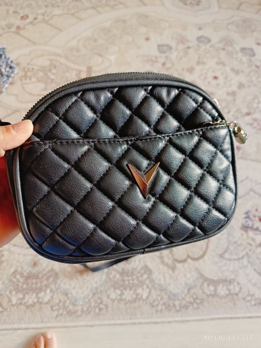 Сумка 2500 тг  3 отделение