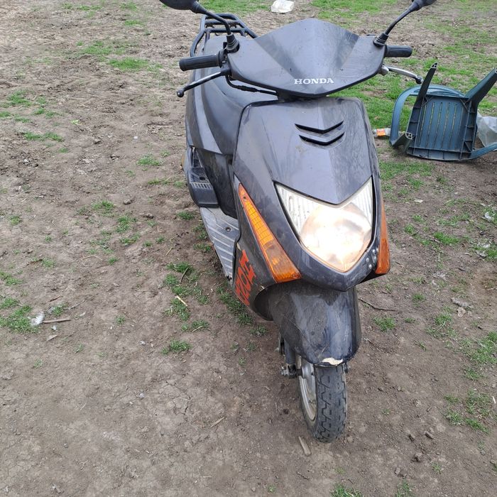 Хонда Лиид 110к 4т