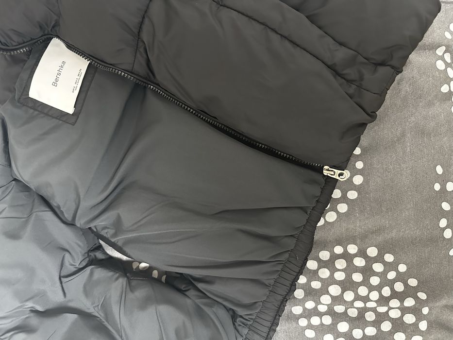 Елек Bershka черен