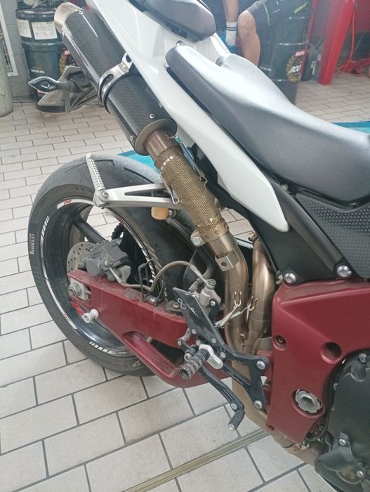 Yamaha R1 exhaust system. Ауспуси/изпускателна система Ямаха р1 09-14