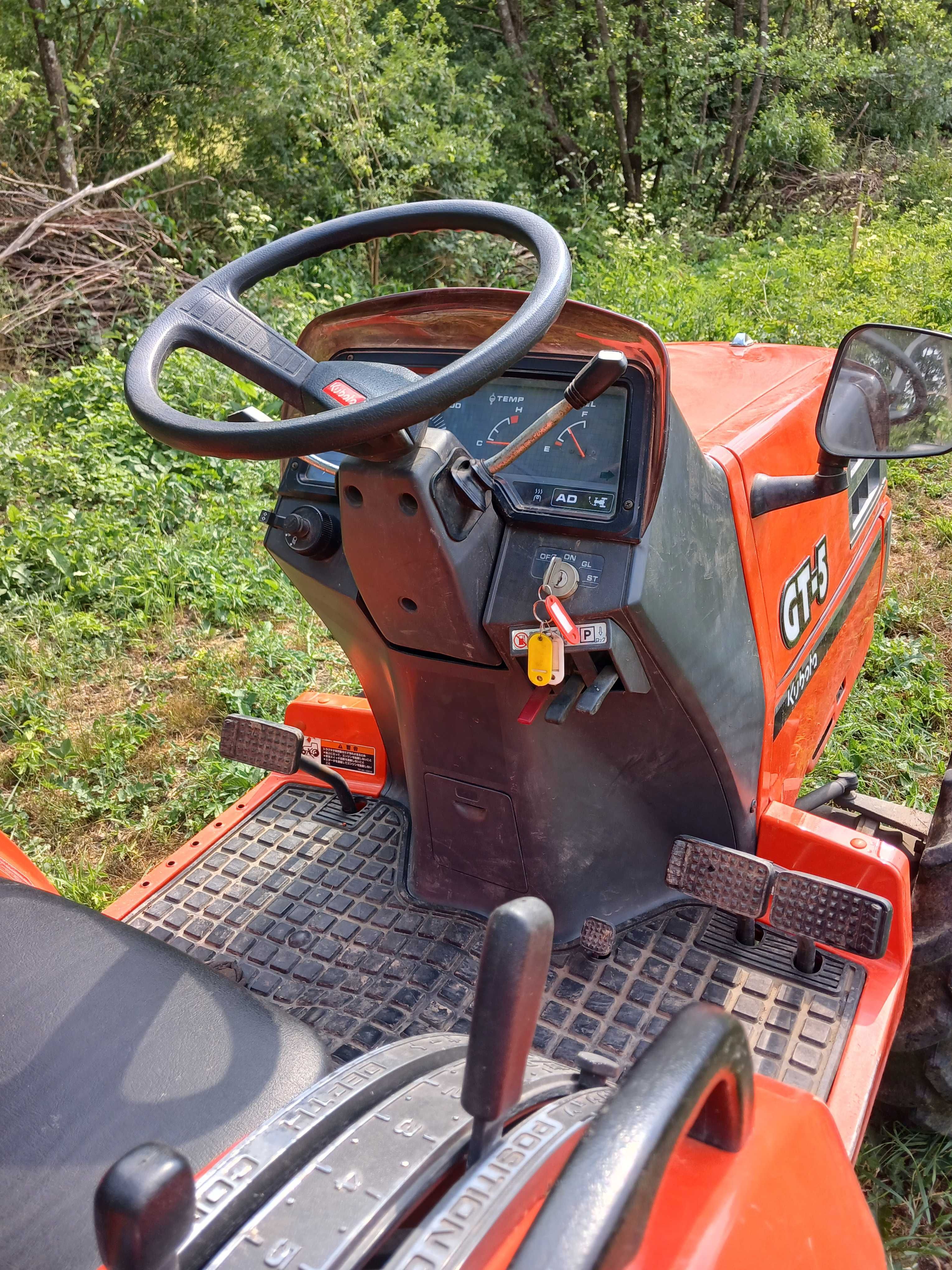 Vand tractor Kubota GT5