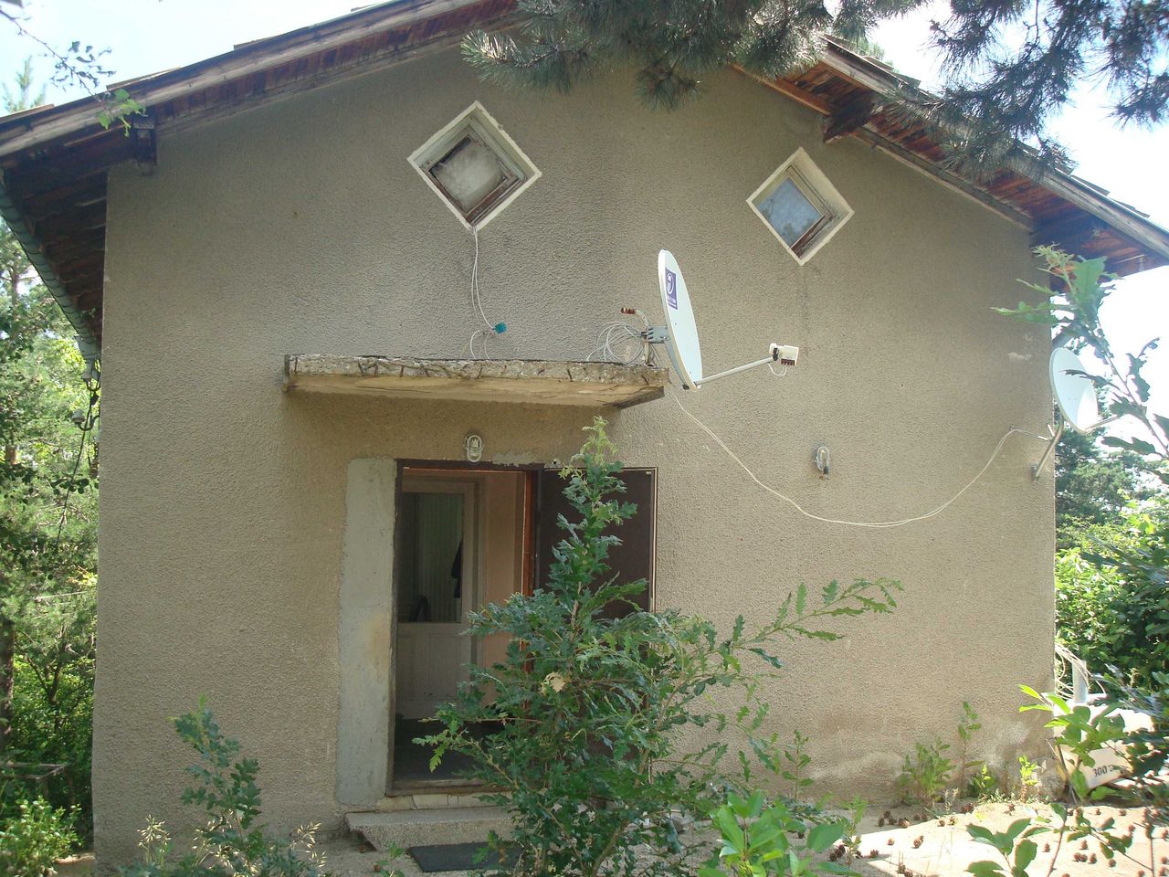 Продава се Къща в София, Младост 4 - 150 кв.м за 1134 €/кв.м - Снимка #2