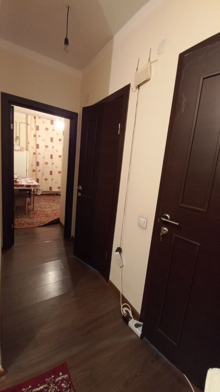 Янгихаётский район худуд 8 продаётся 2-х комнатная квартира