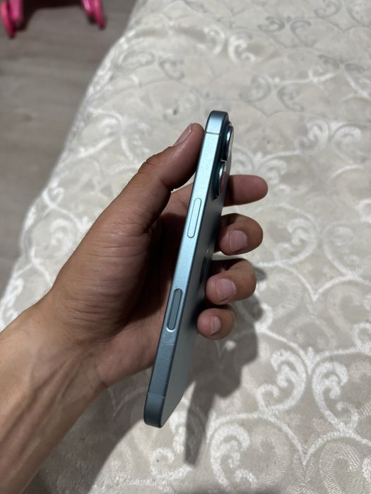 Продам iphone 16 в идеальном состояний акб 100