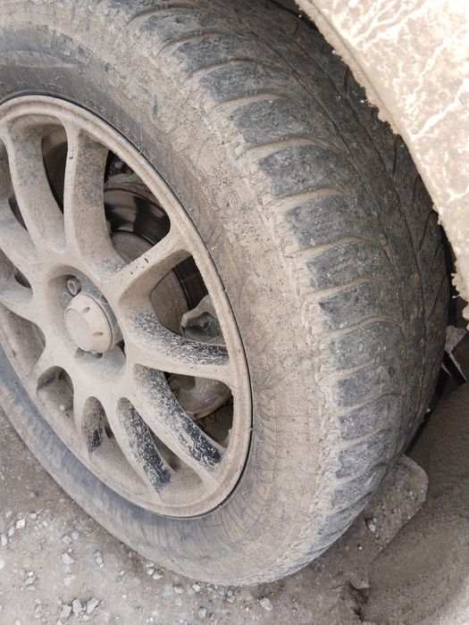 Продам шины R16 без шипов