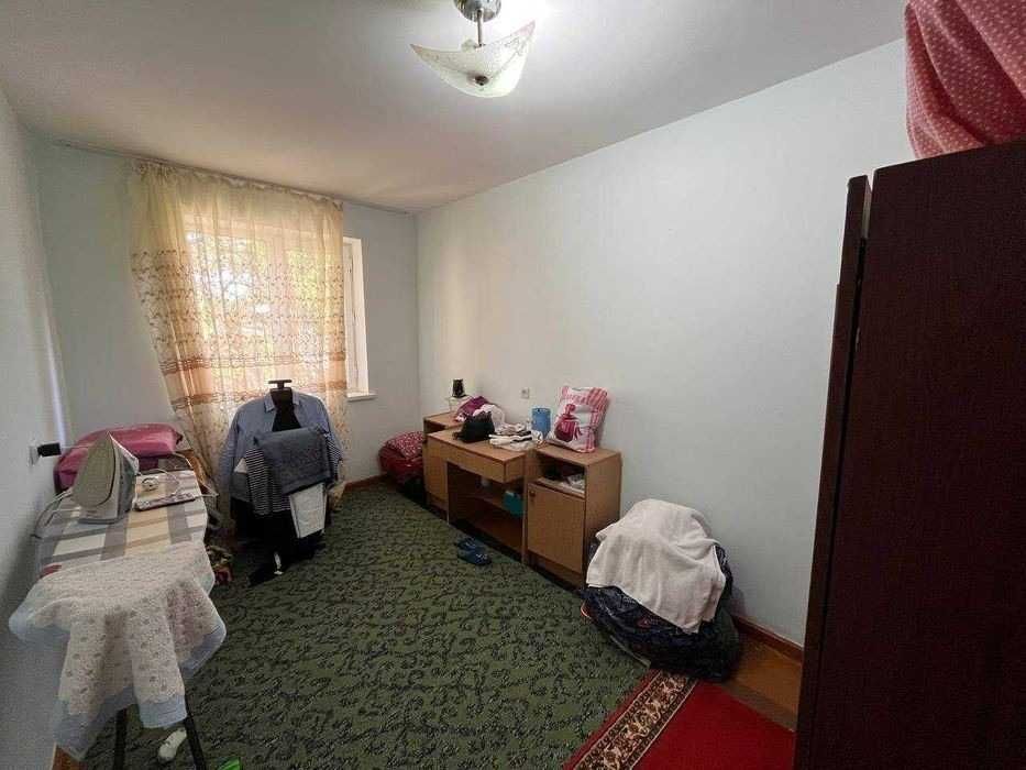 Продаётся 3х комн квартира на 4 этаже Ор-р Овир