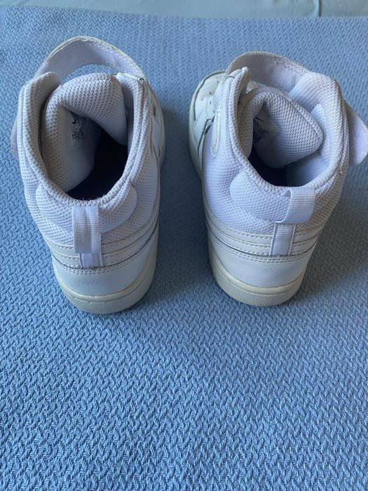 Детски спортни боти Nike