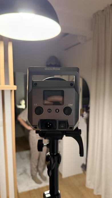 Vand set Godox Litemons LA200D Lampa  Daylight 230W+Softbox+Stativ-nou