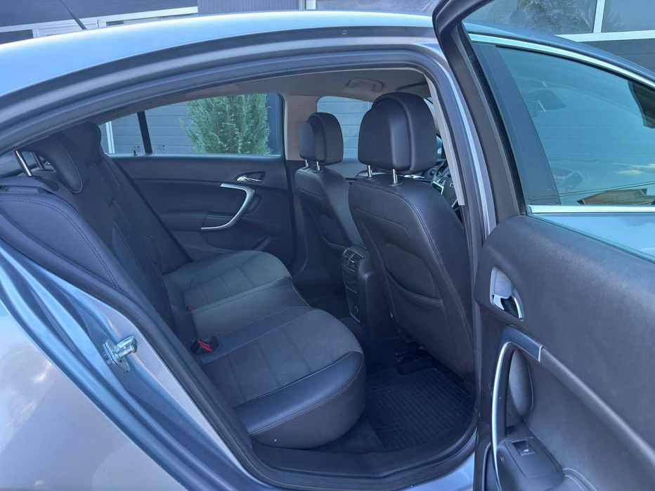 AN 2009 / Tapiserie Semi Piele / Toate Schimburile sunt la Zi