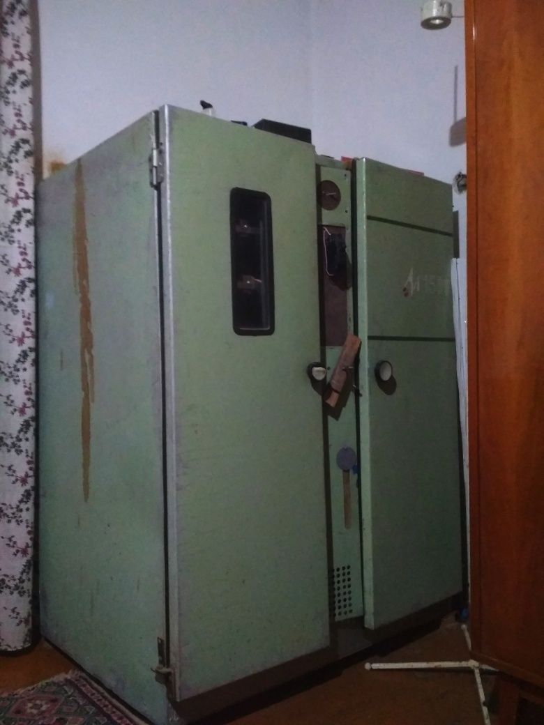 Продаётся Инкубатор М 1500