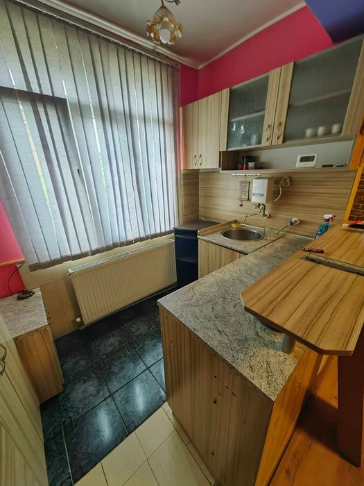 1 ви етаж от двуетажна кооперация