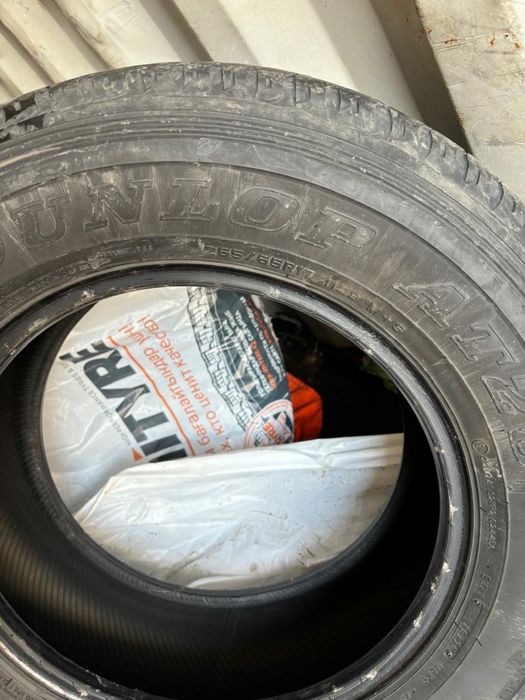 Продам зимнюю и летнюю резины на LC prado