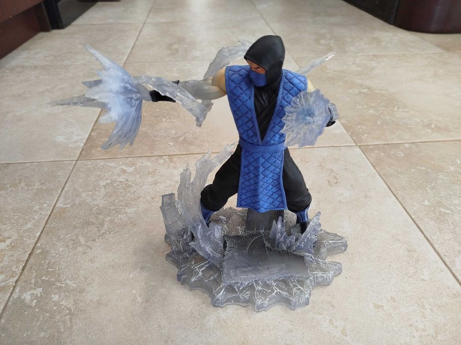Статуетка Diamond Select Games: Mortal Kombat - Sub-Zero