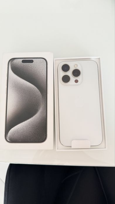 i phone 15 pro  с документи