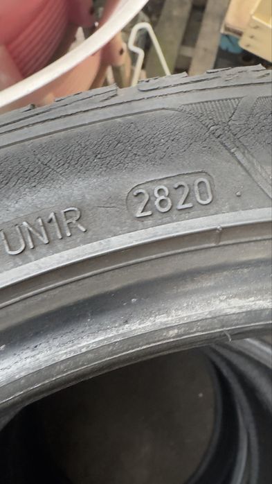 Set 4 anvelope GoodYear 225/45R17 91H iarna