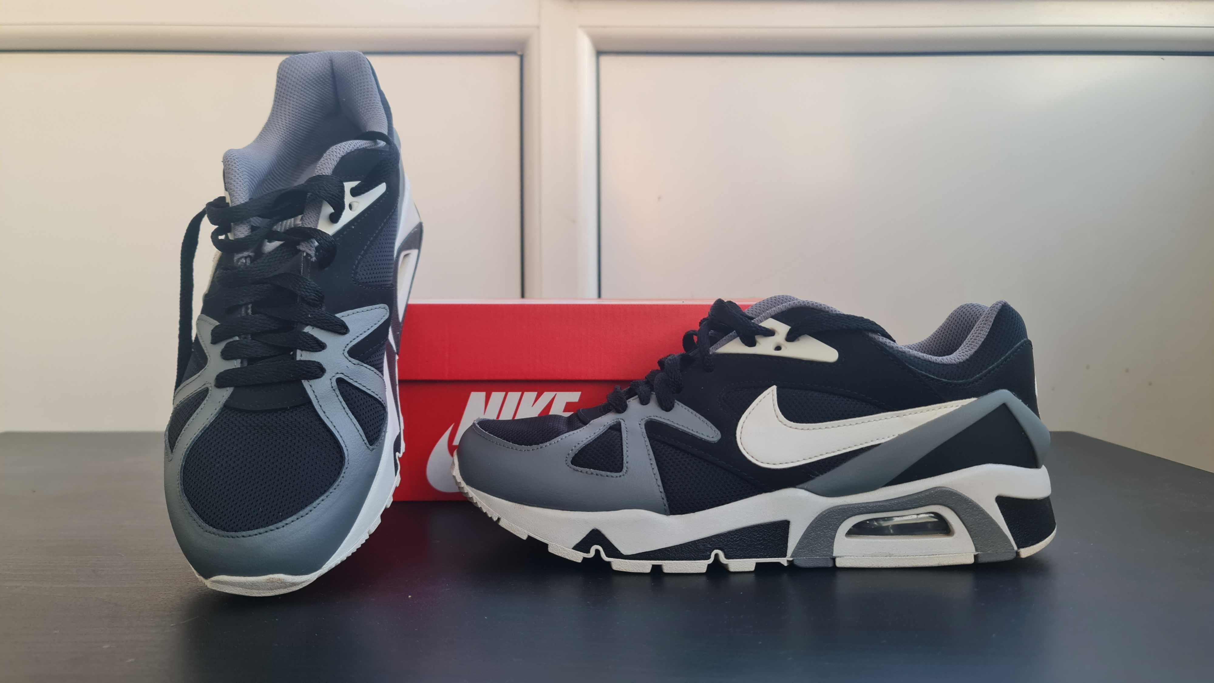 Nike Air Structure Triax 91 EU 41