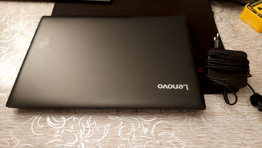 Продам ноутбук Lenovo
