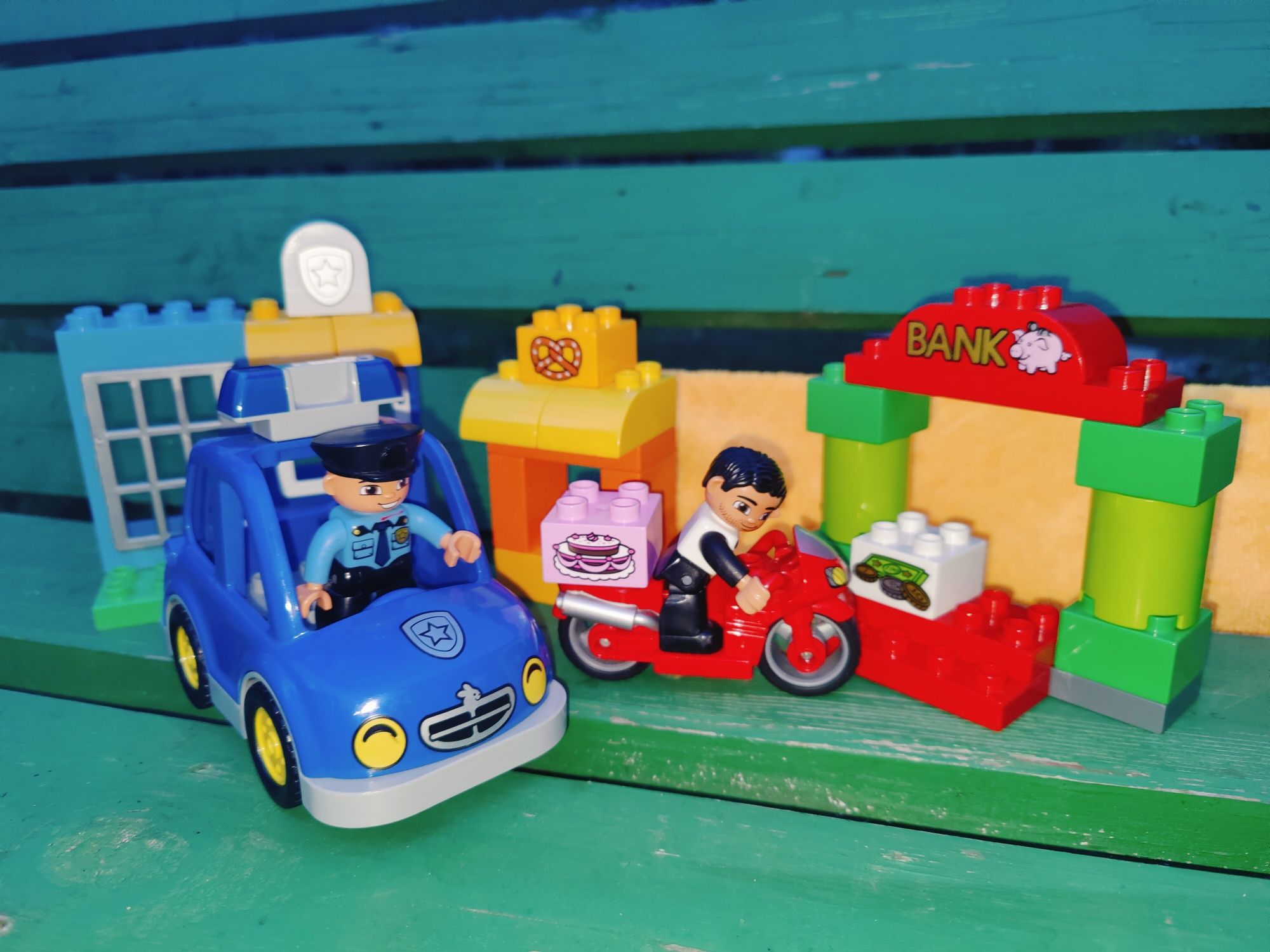 Lego Duplo 10532 Secție de Poliție si hoț