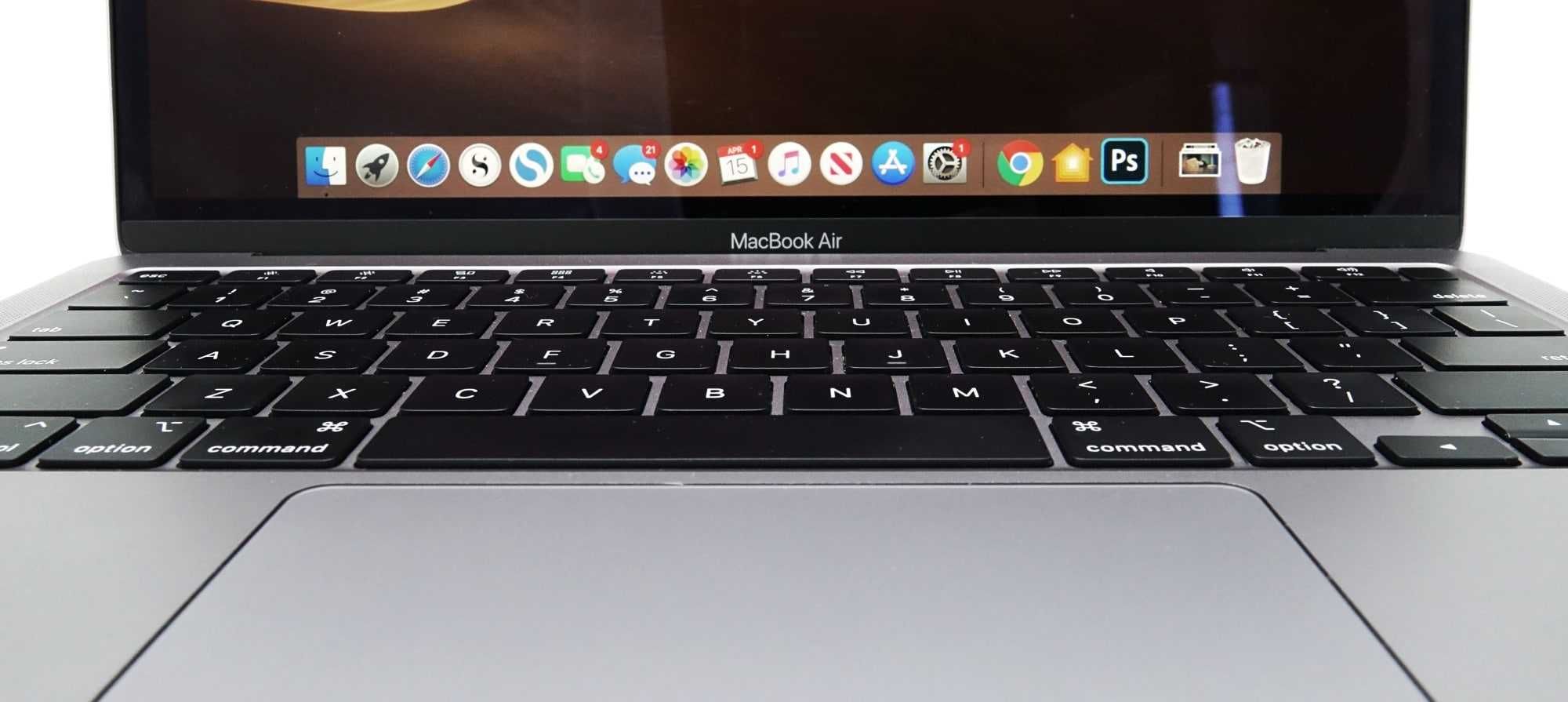 Macbook Air 2020 Space Gray 8/256 gb ssd touch id ideal!