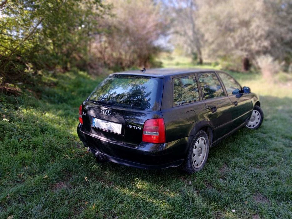 Audi A4 model 2002 1.9 TDI transport gratuit la domiciliu