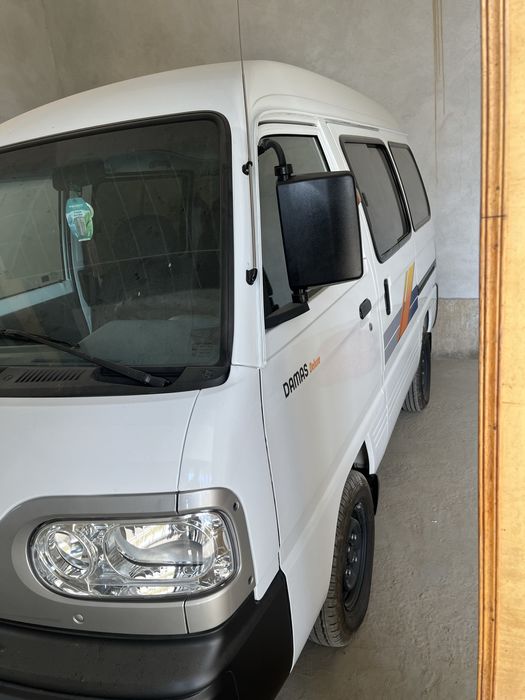 Yangi damas srochno sotiladi