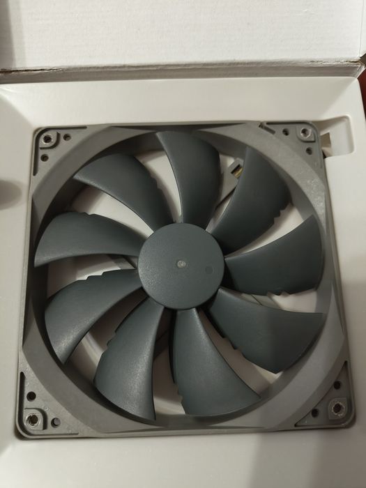 Ventilator Noctua NF-P14s redux-1500 PWM 140mm
