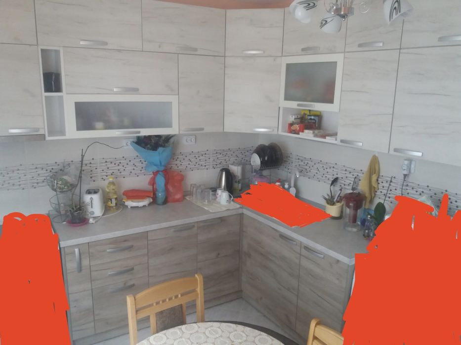 Г-образна кухня втора употреба