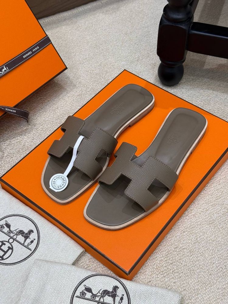 Papuci Hermes Oran