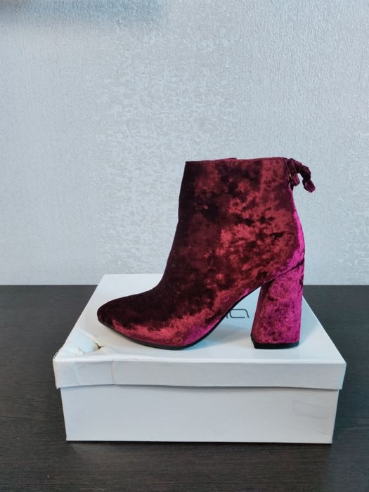 Женские полусапожки