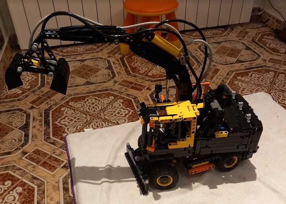 Лего Техник Lego Technic 42053 Volvo EW160E / 42124 Buggy / 42126 Ford