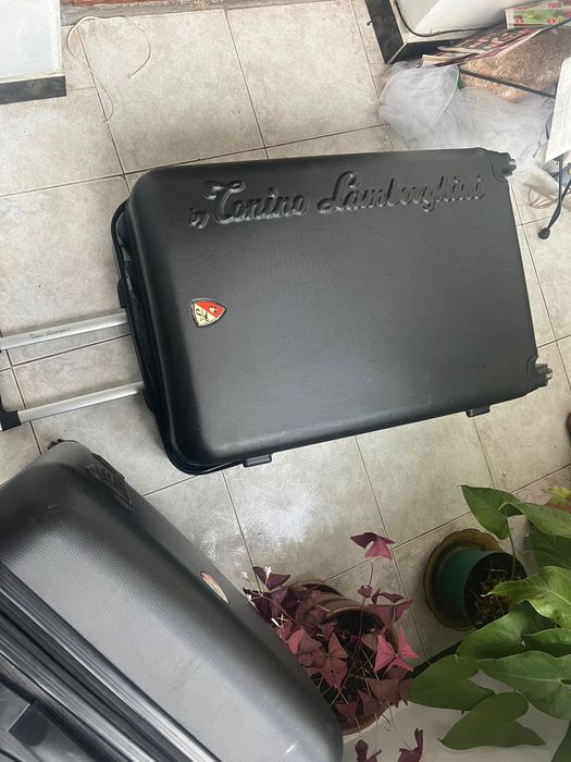 Два куфара за пътуване -карбон