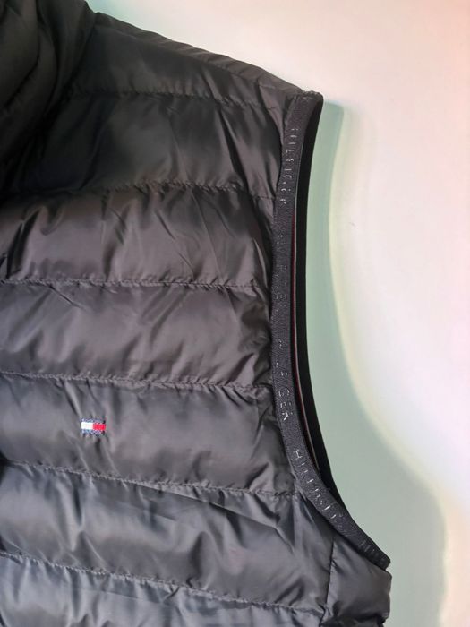 Vestă Tommy Hilfiger Core Packable, marime S, articol NOU cu eticheta