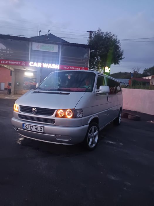 Vand caravelle 25 tdi 150 cp 9 locuri