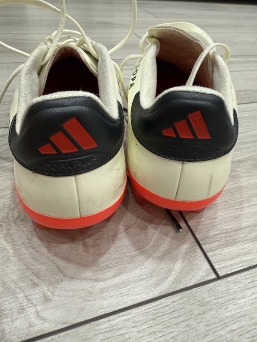 Футболни обувки  adidas