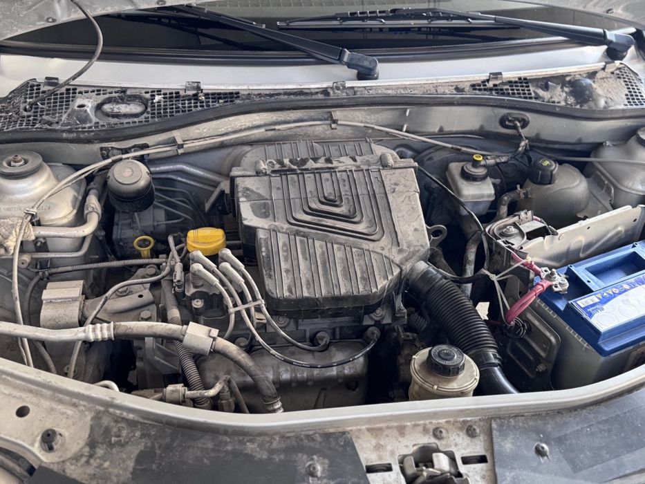 Продаю  РЕНО ЛОГАН 2012 год