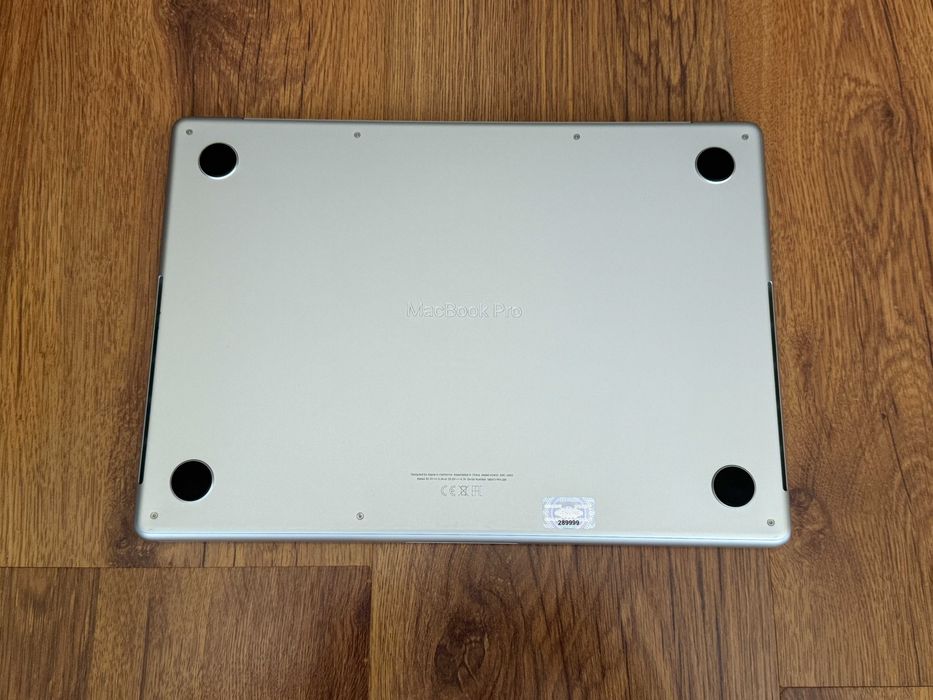 НОВ 14' Apple MacBook Pro 2021 M1 Silver 16GB RAM/512GB SSD/Бат 100%