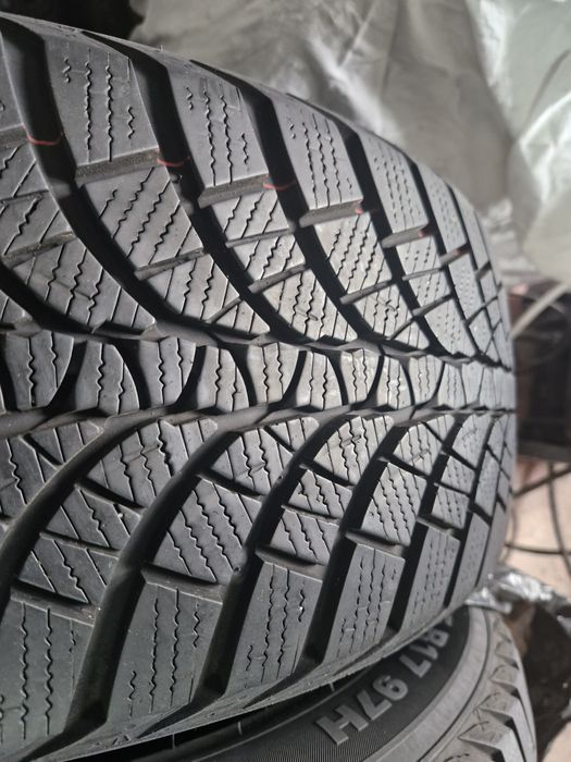 2 бр зимни 225 55 17