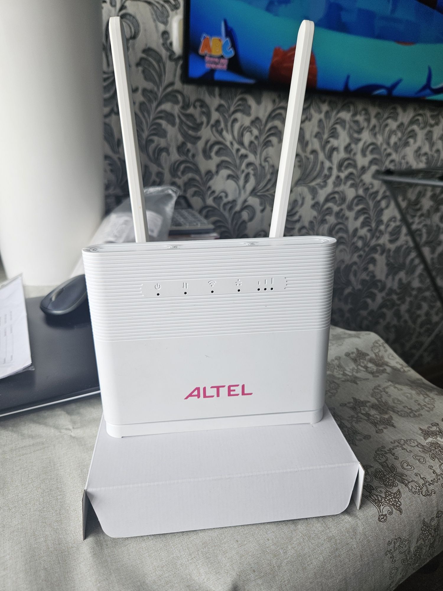 Роутер Altel P30 4G